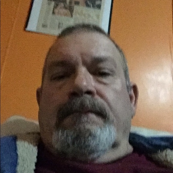 Profile Picture of James Vowell (@jvowell43) on Poshmark