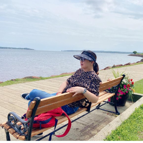 Profile Picture of Yi Zhang (@yizhang216) on Poshmark