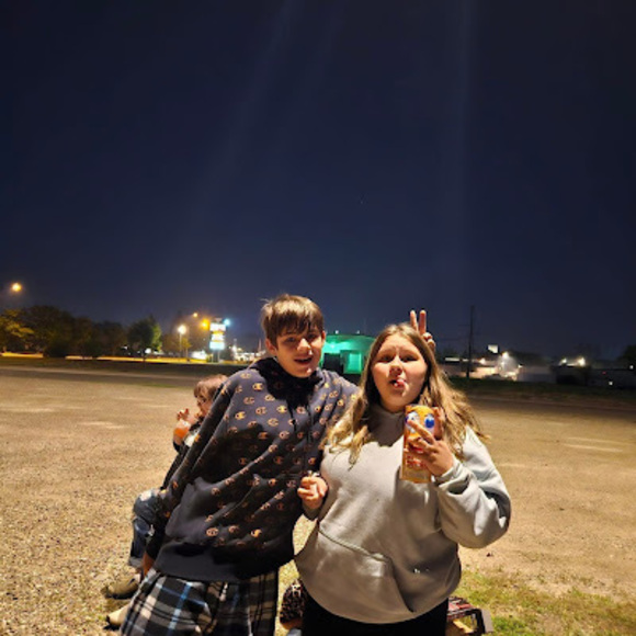 Profile Picture of Lori Kapphan (@lorikapphan19) on Poshmark