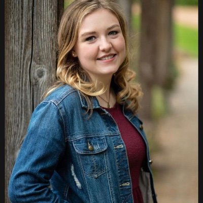 Profile Picture of Hanna Rose Harbison (@hrosie414) on Twitter