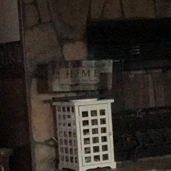 Profile Picture of Crystal Cottingham (@ccottingham77) on Poshmark