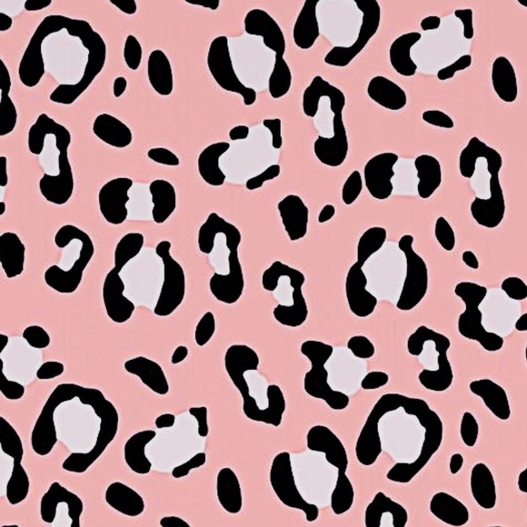 Profile Picture of Alice Hall (@aliiimay) on Poshmark