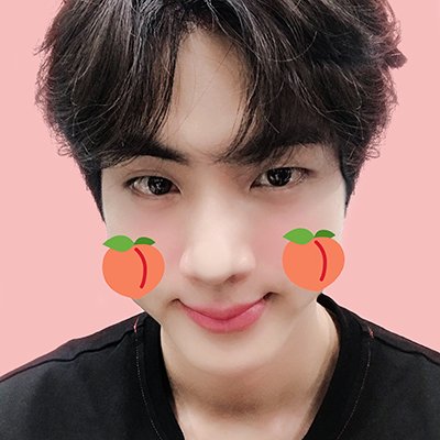 Profile Picture of Michi ✨ SLOW (@zheongguk) on Twitter
