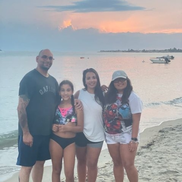 Profile Picture of Jennifer Olang (@jenn1850) on Poshmark