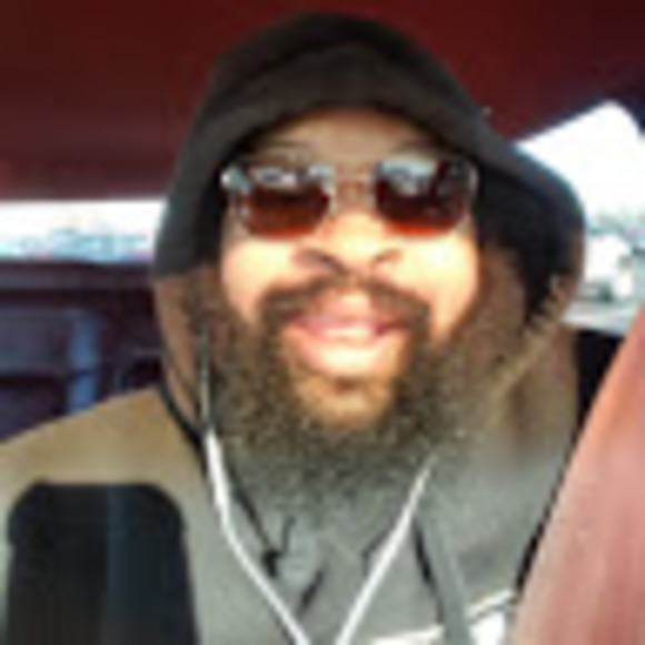 Profile Picture of Jesse Woods (@jessewoods1) on Poshmark