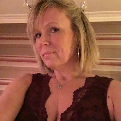 Profile Picture of Jane Houston (@janehouston7) on Twitter