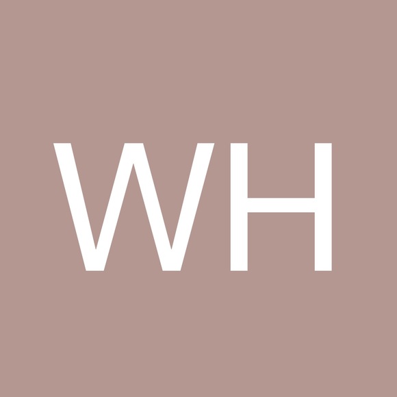 Profile Picture of Winnie Huang (@pepper0323) on Poshmark