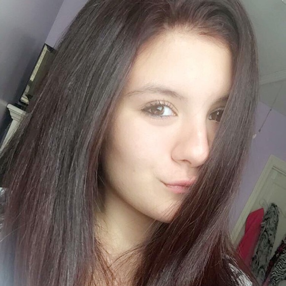 Profile Picture of Brianna Popp (@brianna_popp) on Poshmark