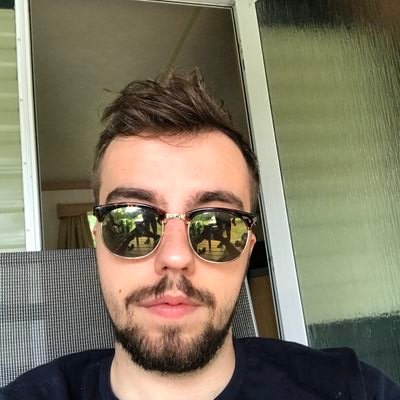 Profile Picture of Paweł Maciejewski (@paVVo_93) on Twitter