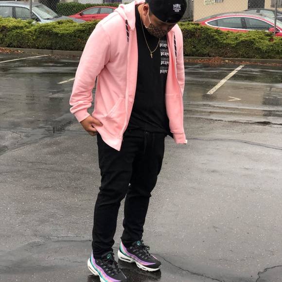 Profile Picture of Tristan Esperanza-ibos (@prince_tristan) on Poshmark