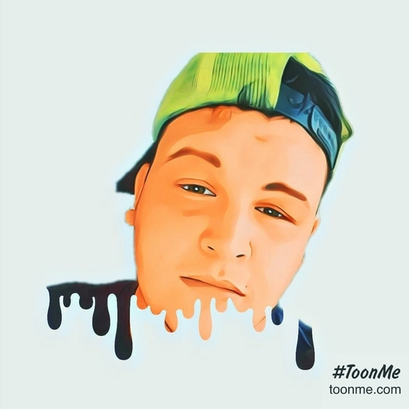 Profile Picture of Bradley Matthews (@funlight4u2c) on Poshmark