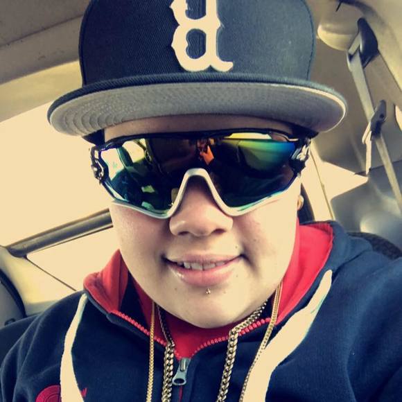 Profile Picture of Keyshla Ruiz (@keyshla_ruiz) on Poshmark