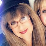 Profile Picture of Laura Testa (@powdersville.poms.laura) on Instagram