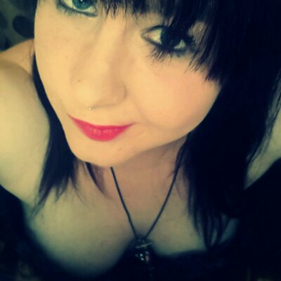 Profile Picture of Jennifer Haase (@IxXJenniXxI) on Twitter