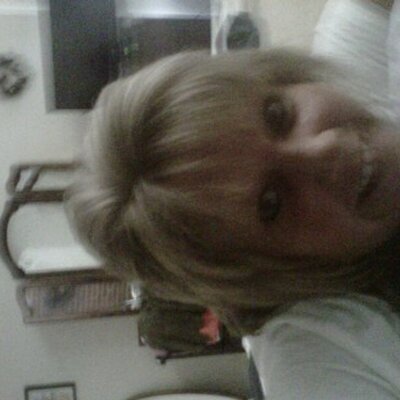 Profile Photo of Lisa Mckiernan  ♋ (@lisamck62) on Twitter