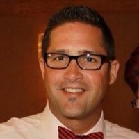 Profile Picture of David Aschenbach (@Daveoshie) on Twitter