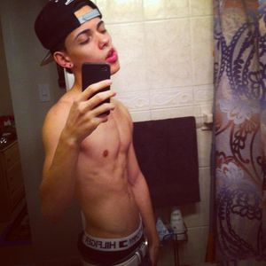 Profile Picture of Brandon Serrano (@mnuni731) on Myspace