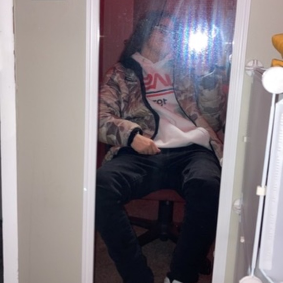 Profile Picture of Alexus Patterson (@alexus2004) on Poshmark
