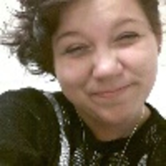 Profile Picture of Allison Mccandless (@allypoop29) on Poshmark