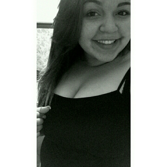 Profile Picture of Sherrial Swiney (@sherrial_swiney) on Poshmark