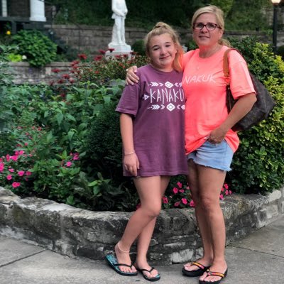 Profile Picture of Kim Holzer (@Jadenandkim) on Twitter