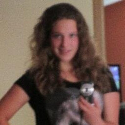 Profile Picture of Isabel Roque (@isabelroque1) on Twitter