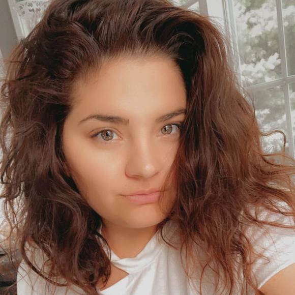 Mandy Graham - Poshmark Profile Picture of Mandy Graham (@mandy0131) on Poshmark