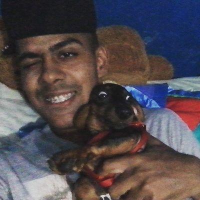 Profile Picture of Carl M. (@CarlosCapone22) on Twitter