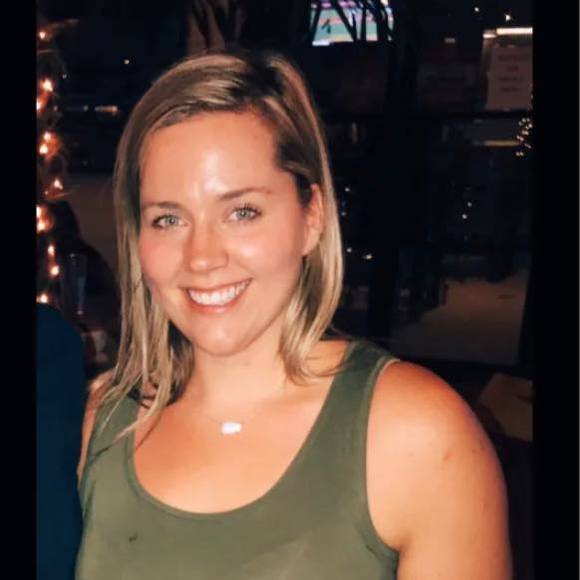 Profile Picture of Savannah Sailer (@savannahsailer) on Poshmark