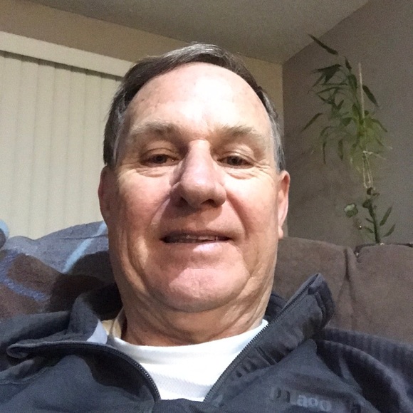 Profile Picture of Rick Umscheid (@rfu073050) on Poshmark