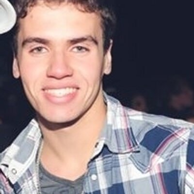 Profile Picture of Álison Azevedo (@aliazevedos) on Twitter