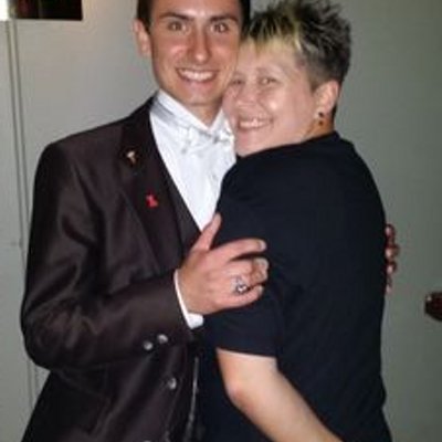 Profile Picture of Angela Carlton (@priceritecarts) on Twitter