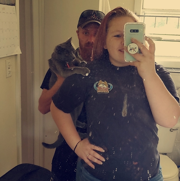 Profile Picture of Sara Slavey (@saraslavey17) on Poshmark