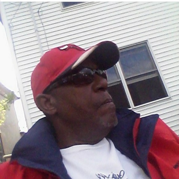 Profile Picture of Raynard Belfrey (@misterraynard) on Poshmark