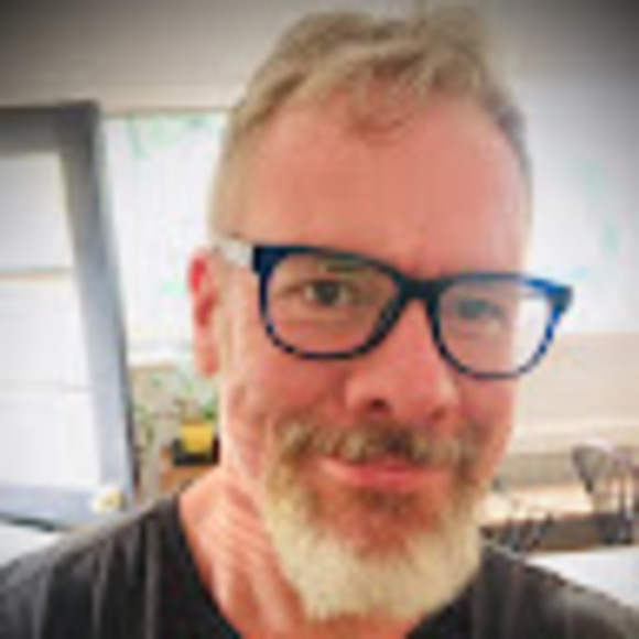 Profile Picture of David Barron (@dwbarron) on Poshmark