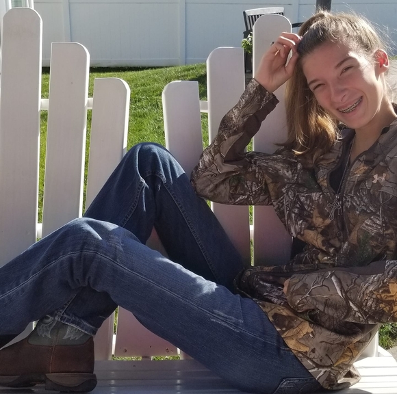 Macy Apro - Poshmark Profile Picture of Macy Apro (@mfapro) on Poshmark