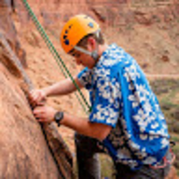 Profile Picture of Zach Howell (@zhowell5001) on Poshmark