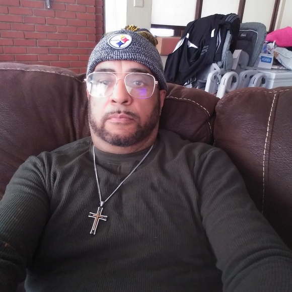 Profile Picture of Carl Harris (@badasstootie67) on Poshmark