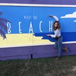 Profile Picture of Zoe Chandler (@zoecounsylette) on Instagram