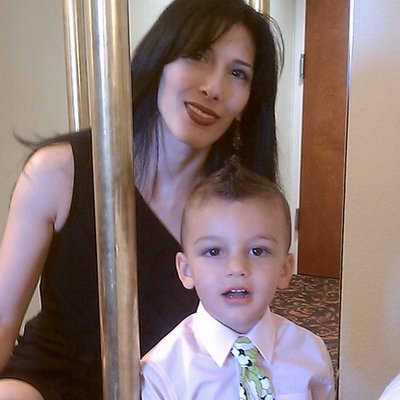 Profile Picture of Stacey Theodorakakis (@Sjm127) on Twitter