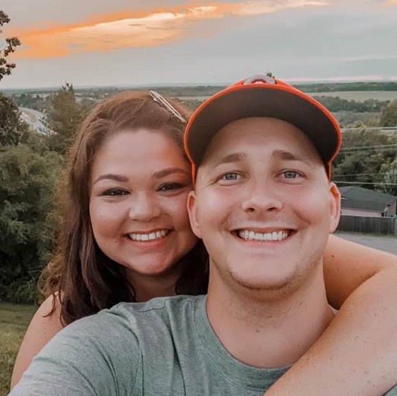 Profile Picture of Kristin Snavely (@kristin_snavely) on Poshmark