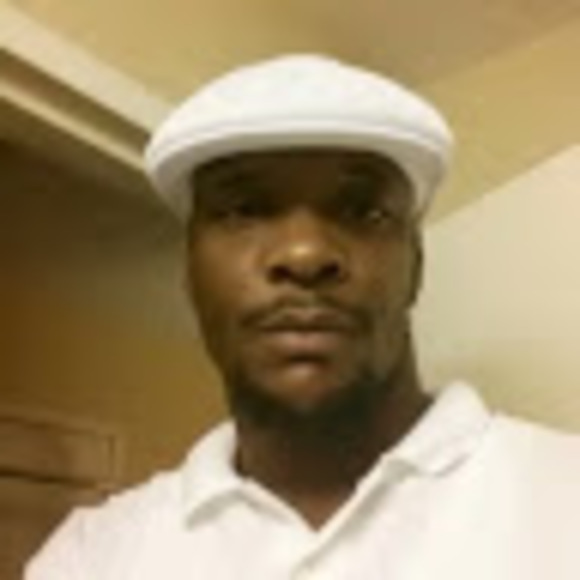 Profile Picture of Jihad Abdullah (@jabdullah40) on Poshmark