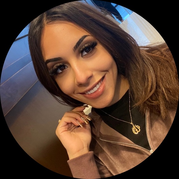 Profile Picture of Marwah Zahriyeh (@marwahz202) on Poshmark