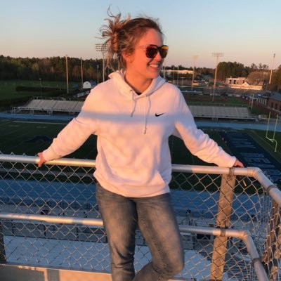 Profile Picture of Rachel Hobbs (@shehobbs) on Twitter