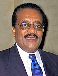 Profile Picture of Johnnie Cochran - Wikipediaon Wikipedia