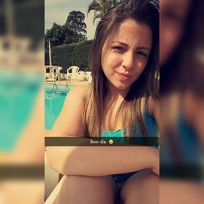 Profile Picture of Laura Araujo (@lauraaraujo148) on Twitter