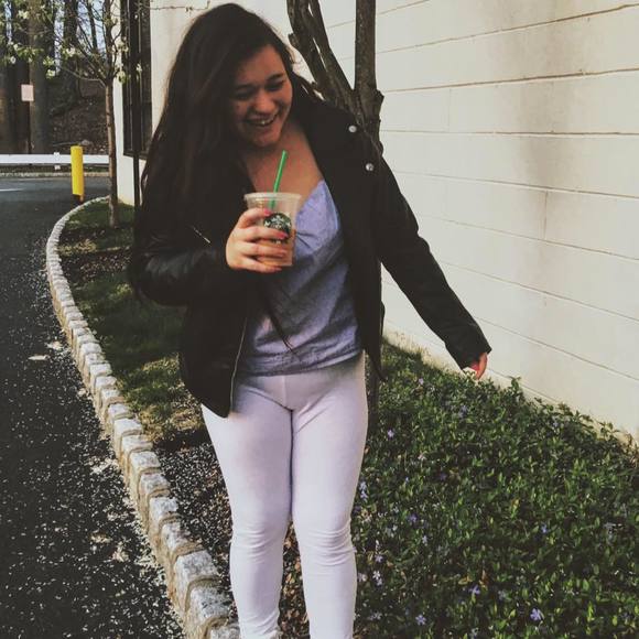 Profile Picture of Erika Kull (@eridiva11) on Poshmark