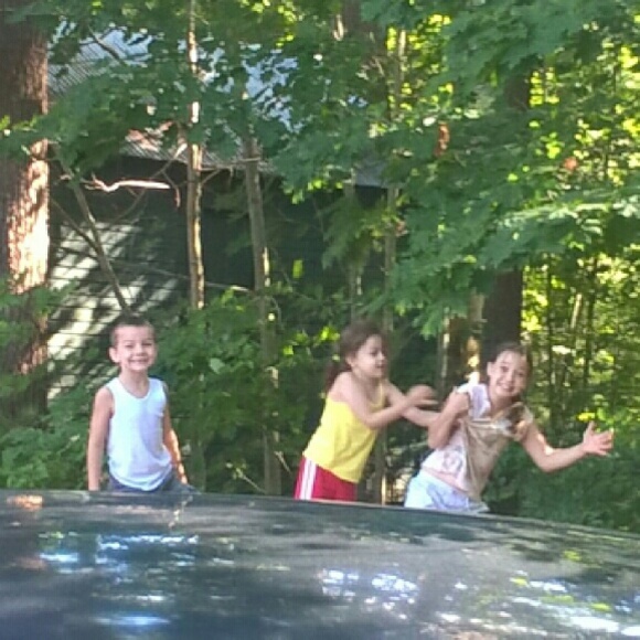 Profile Picture of Amanda Moisan (@amandamoisan16) on Poshmark