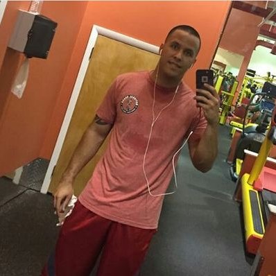 Profile Picture of Scott (@Scottramos212) on Twitter