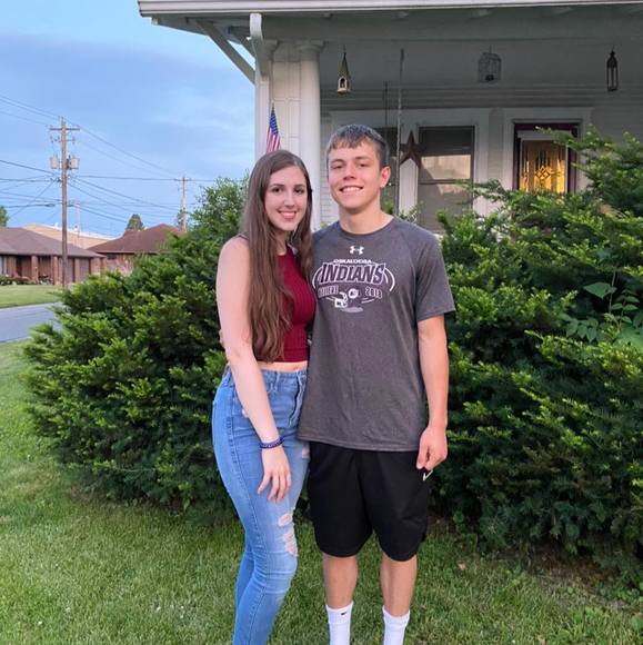 Profile Picture of Destiny Faoro (@oneinamillion45) on Poshmark